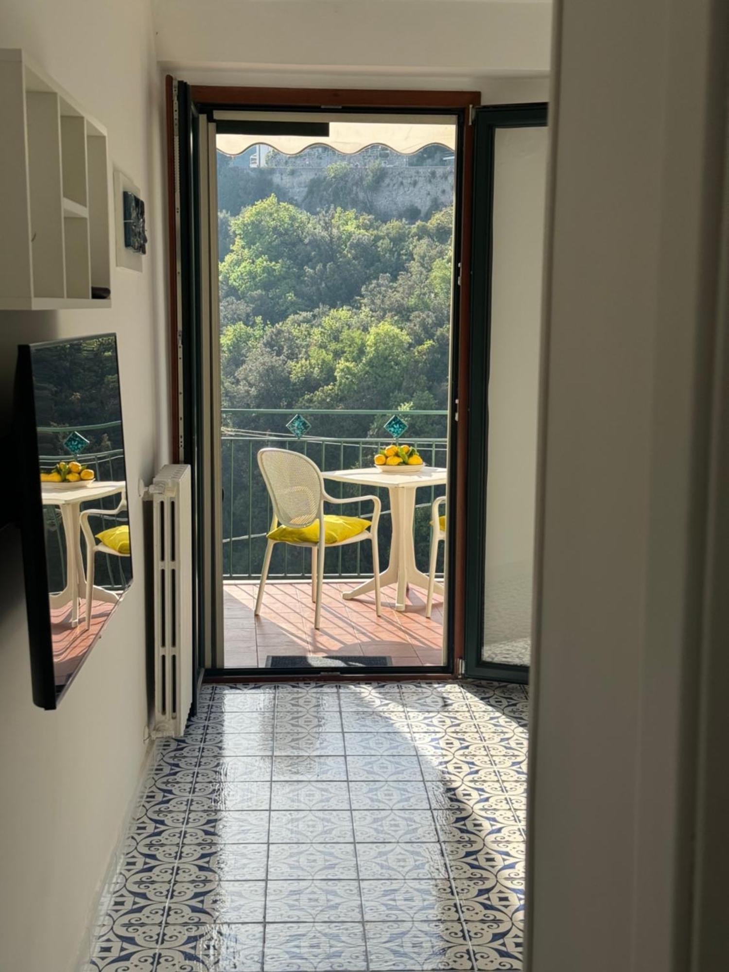 Panoramic Flat Amalfi Coast - Sea View 1 Apartment Vietri Екстериор снимка